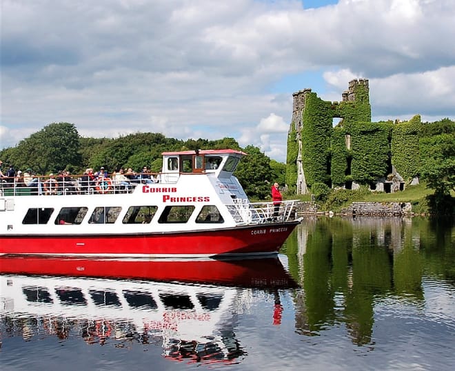 Scenic cruise of Corrib river & lake. Galway City. Guided.  photo 2