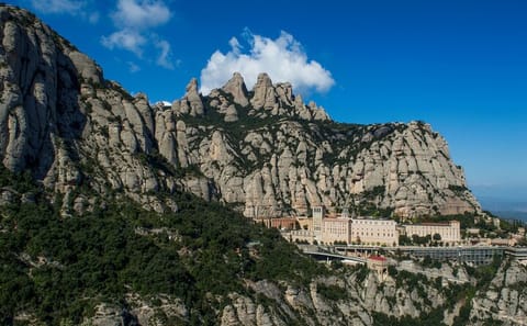 Montserrat and Girona Day Trip from Barcelona