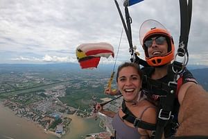 Skydiving in Los Cabos