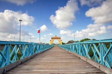 From Hue: Phong Nha Cave and Paradise Cave 2 Days Adventure