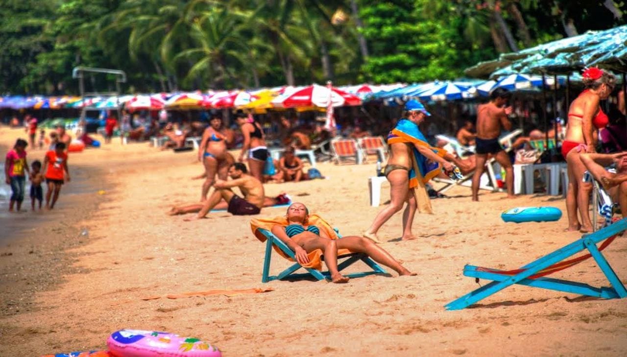 Pattaya by Day & by Night 2