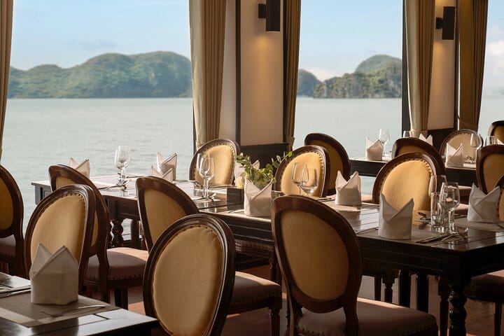 Sea Octopus Cruise Day Trip From Hanoi With Express Bus