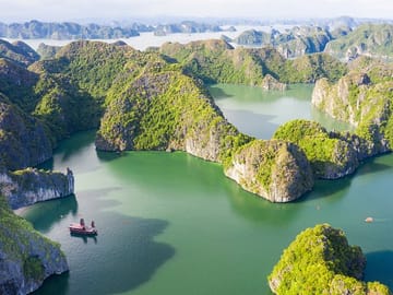 Lan Ha bay view