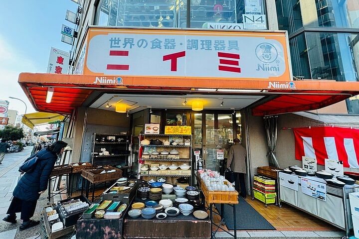 Japanese Cookware and Japanese Tableware Shopping in Kappabashi
