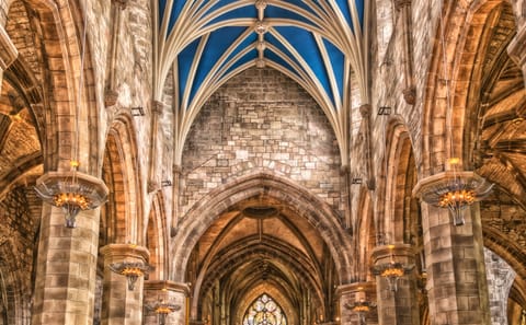 8-Day Rail Tour of Edinburgh and Key UK Cities