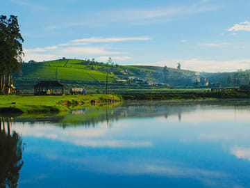 Sembuwatta Lake Nature Tour in Kandy, Sri Lanka