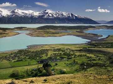 Pioneros Navigation and Trekking Tour from El Calafate