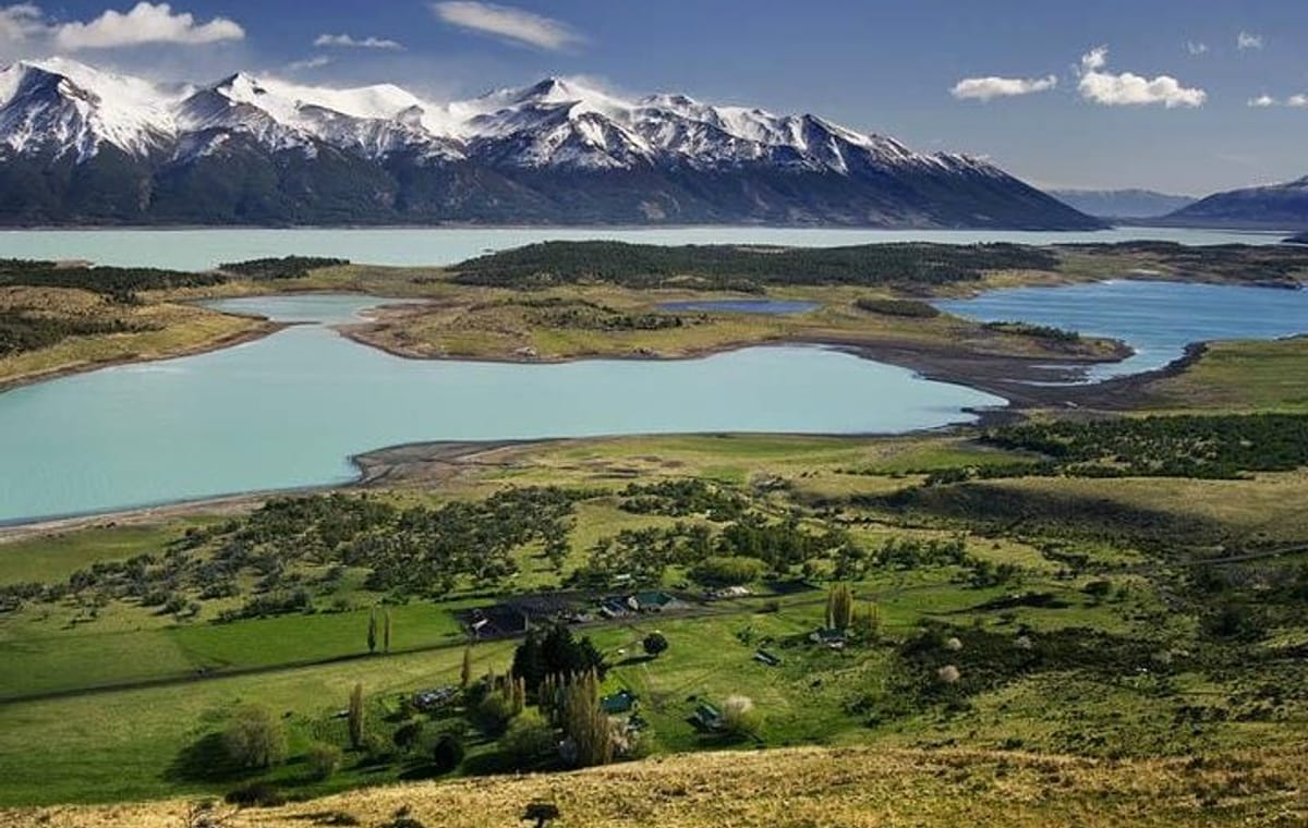 Pioneros Navigation and Trekking Tour from El Calafate