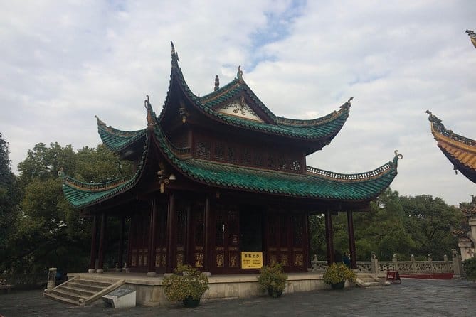 Private Day Tour to Dongting Lake, Yueyang Tower from Changsha  2