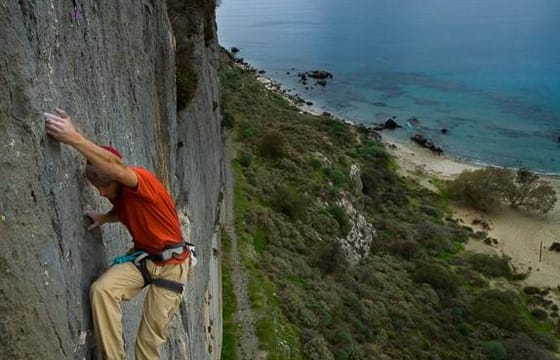 8-Day Adventure Tour: Rock Climbing and Kayaking in Crete