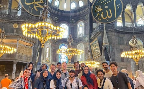 Istanbul Highlights Tour with Airport Pick-Up and Drop-Off