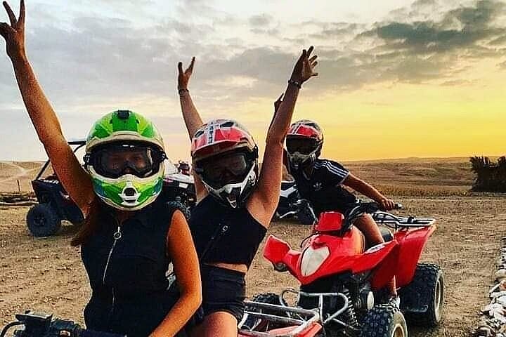 Thrilling Quad Bike Adventure and Traditional Dinner in Agafay Desert