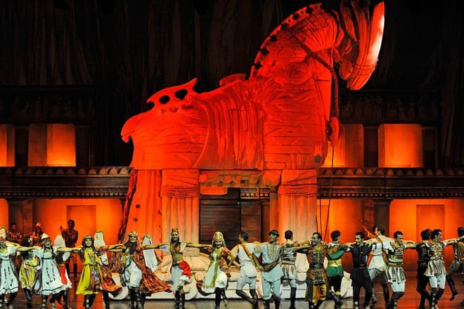 Troya show from Alanya with transfer