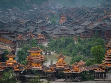 8-Day Guilin Yangshuo Guizhou and Zhaoxing Relaxation Tour