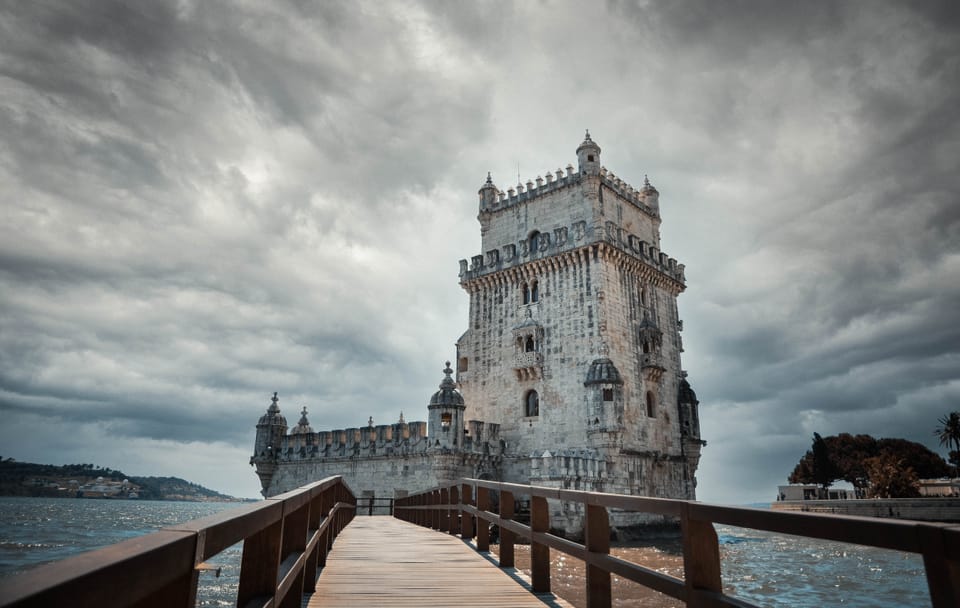 Lisbon City Break: 6-Day Tour with Accommodation and Pass