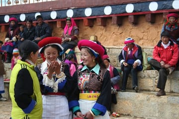 9-Day Historical Towns Exploration Tour