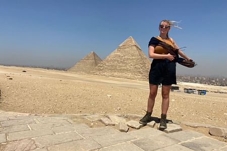 Giza Pyramids Camel Ride and Lunch Tour with Expert Guide in Cairo