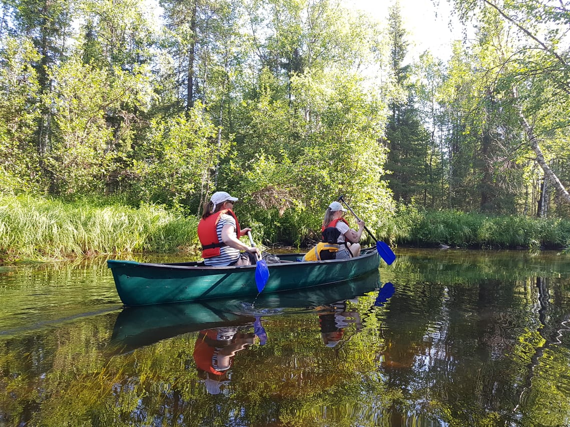 Canoe Rental – On the River or Lake 6