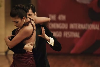 Authentic Milonga and Tango Night Tour with Locals