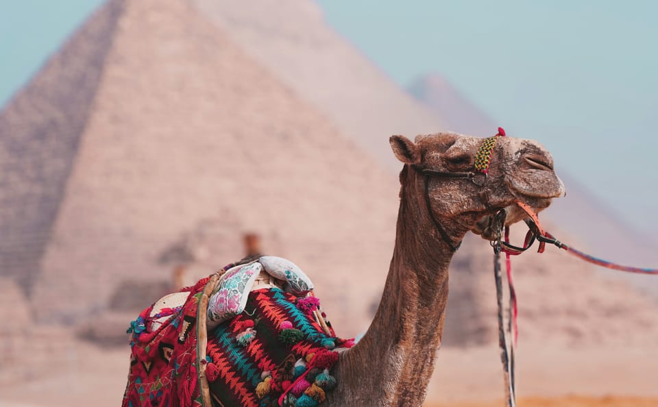 Giza Pyramid Complex Tour: Explore Khafre and Menkaure Pyramids