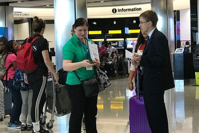 Heathrow Airport Private Transfers to/from London (Postcode W8 to W14) 7