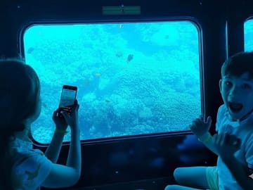 Semi Submarine , Snorkeling & Parasailing Adventure – Hurghada
