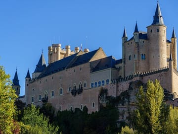 Segovia’s Treasures: Aqueduct, Cathedral & Alcazar