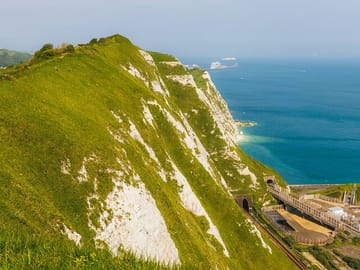 Private Day Tour of South Downs and White Cliffs from London