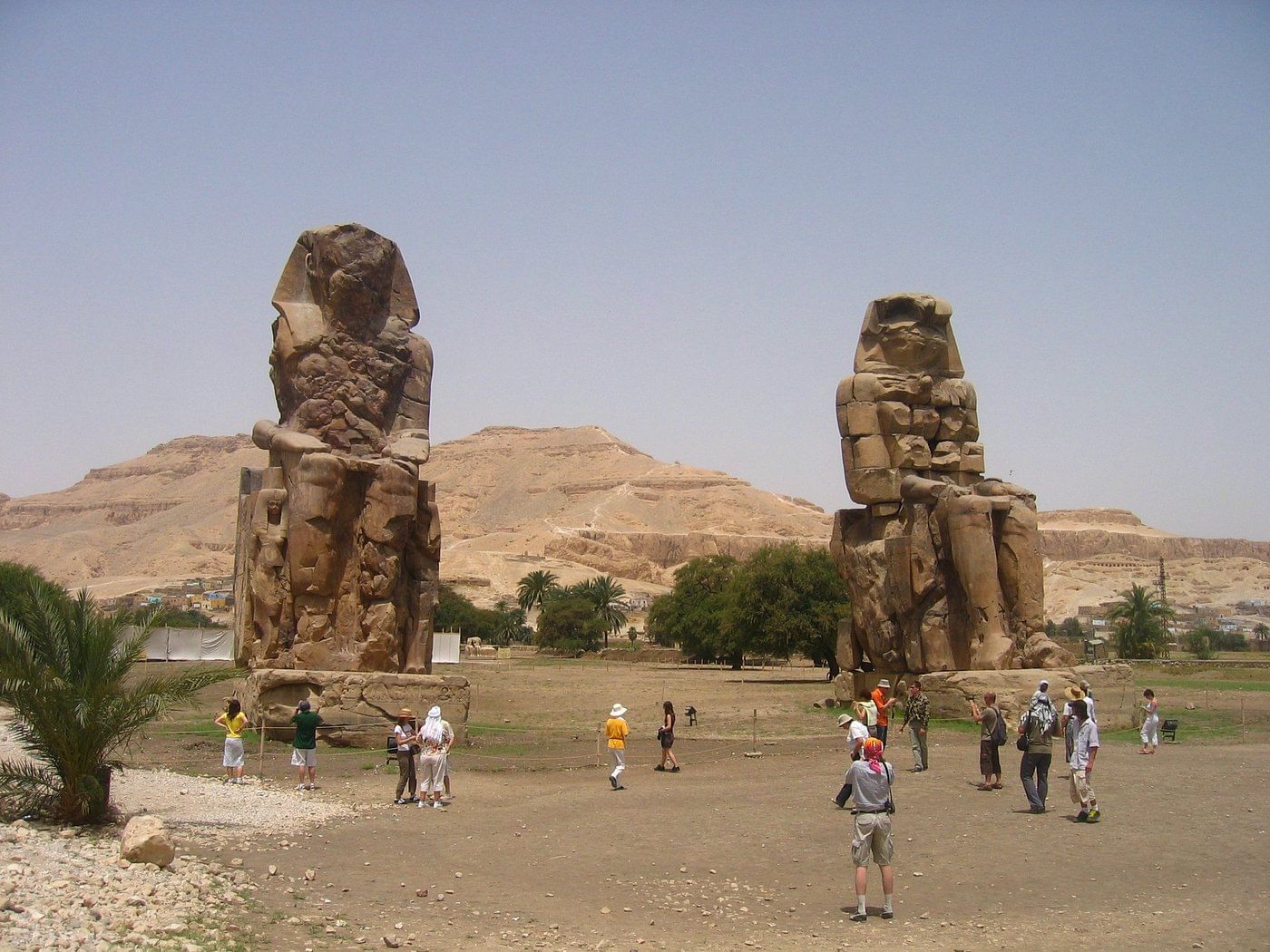 Colossi of Memnon, Luxor