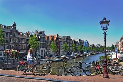 Private Arrival Transfer from Brussels to Amsterdam by Luxury car