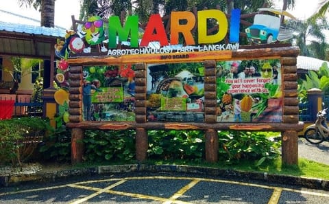 Langkawi Mangrove Boat tour With Mardi Agrotechnology Fruit Park