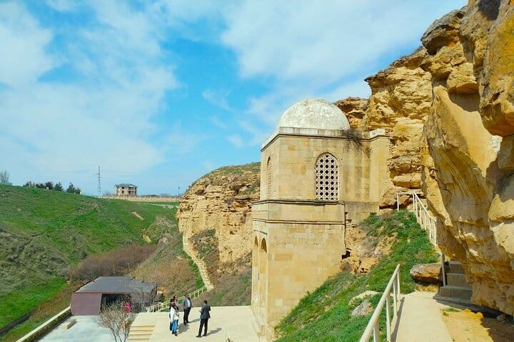Diribaba mauseloum-Shamakhi tour-azerbaijan tour-baku tour-pilgrime tour-sufism