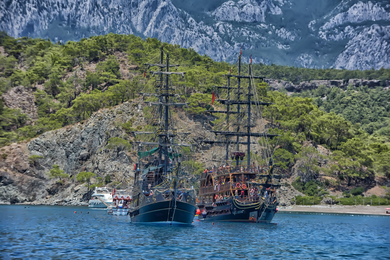 Kemer Pirate Boat Trip 4