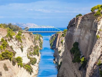 8 Day best of Greece: Mainland, Mykonos and Santorini tour