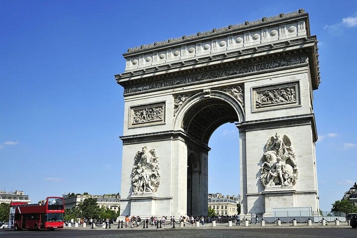  Arc de Triomphe, Wine & Eiffel Summit Tour with Hotel Pick up 9