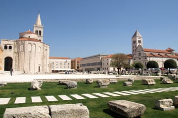 Walking Tour of Nin and Zadar's Historic Sites and Beaches