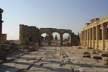 Pamukkale Day Tour from Istanbul by Flight with Guided Visit