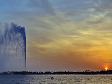 3-Day Tour: Edge of the World, City tour and Red Sand from Riyadh