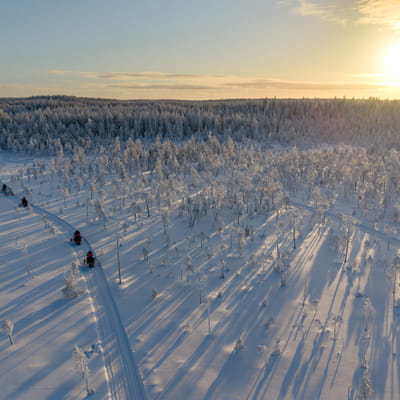 Sähkömoottorikelkkasafari Rovaniemellä - Image 3