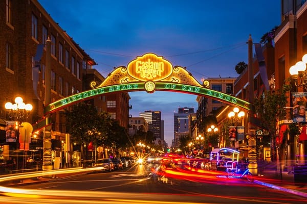  San Diego Historic Gaslamp Quarter Self-Guided Walking Tour