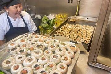 Madrid Food Tasting Tour in Hidden Gems for Small Groups”