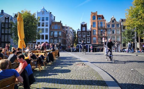 Amsterdam: Gems of the Golden Age Walking Tour