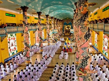 Cao Dai Temple
