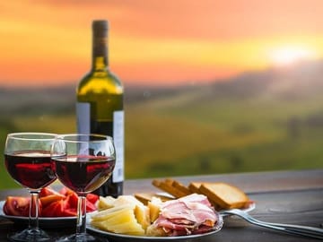 Wine and Raki Tasting Tour in Sarandë, Albania