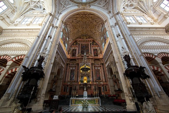 Mosque-Cathedral in Private. Enjoy a unique experience. 4