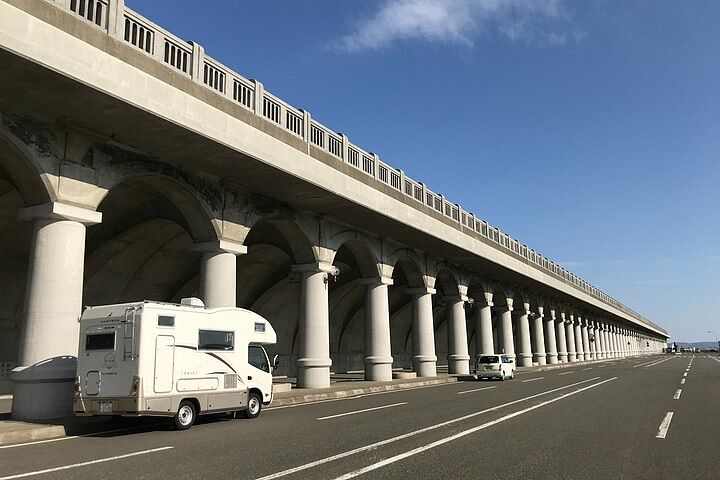 北海道アドベンチャーの高級キャンピングカーレンタル