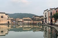 Full-Day Private Tour of Hongcun and Xidi Village with Pick Up 5