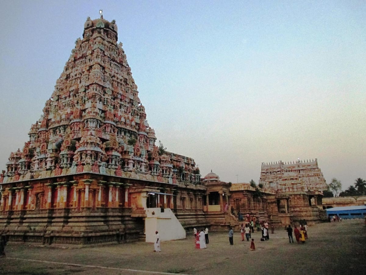 Backwaters & Beyond: Exploring South India’s Temples