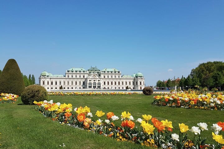 Private Themed Tour of the Belvedere with an Art Historian: "The Kiss" by Gustav Klimt: how it became the Symbol of the Viennese Art 4