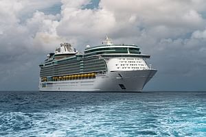Private transfers to/from Harwich Int'l Cruise Port and London Gatwick Airport